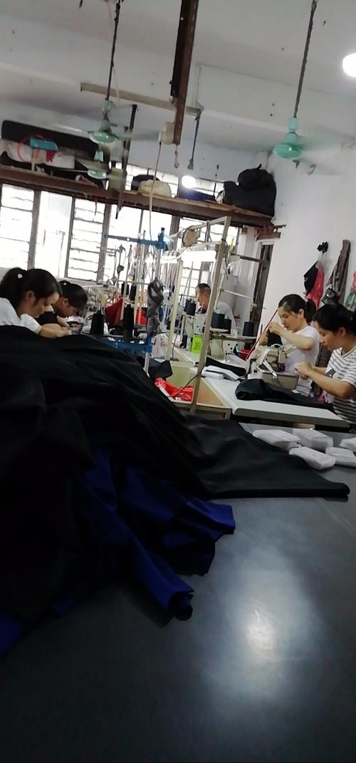 租場地開小型服裝加工廠需要什么手續(xù)？一份實(shí)用清單指南